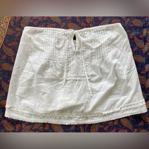 Abercrombie & Fitch White Strapless Top Size Medium